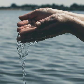 water-hands-poor-poverty
