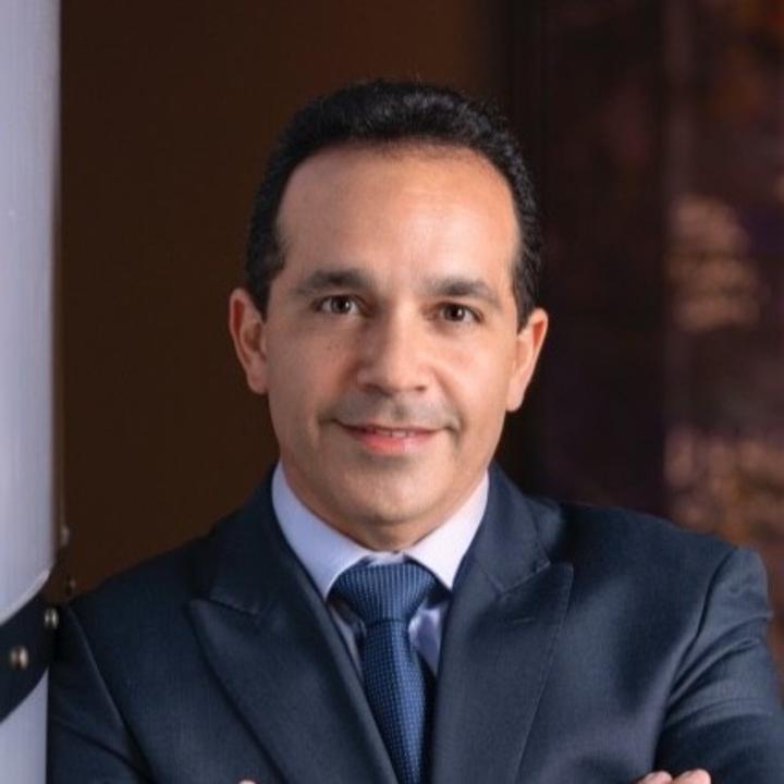 Omar Arturo Blanco headshot